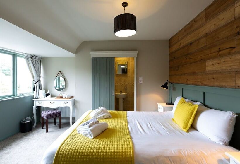 标准间, The Poacher Inn