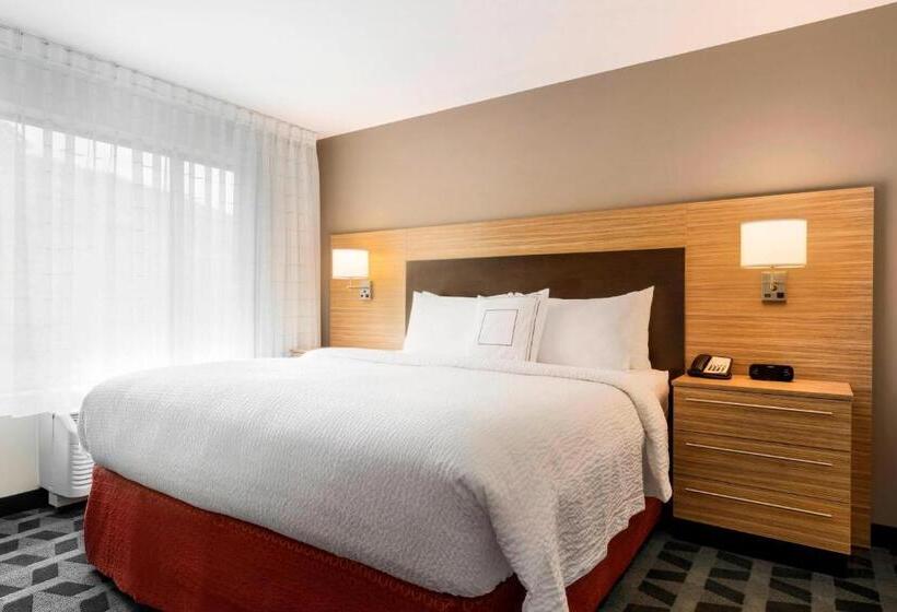 キングサイズベッドのスイートルーム, Towneplace Suites By Marriott Pittsburgh Airport/robinson Township