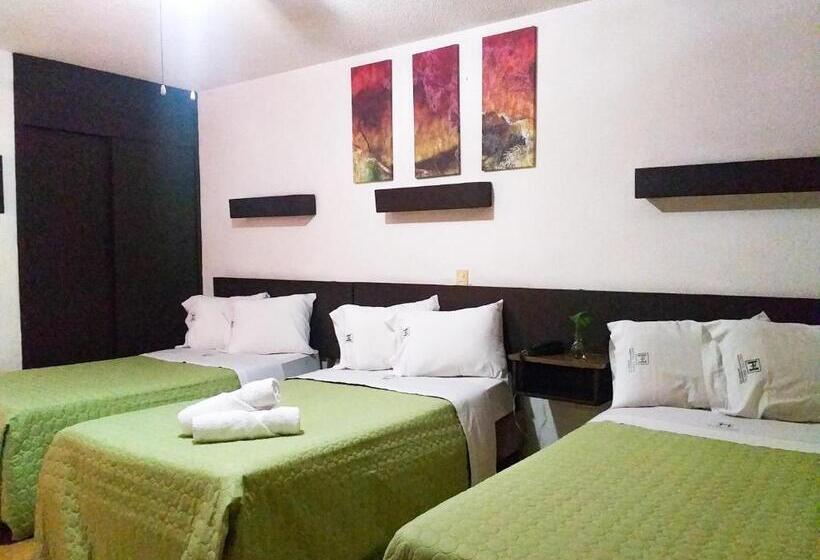 חדר סטנדרט לשלושה, Trevi