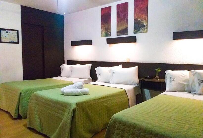 חדר סטנדרט לשלושה, Trevi