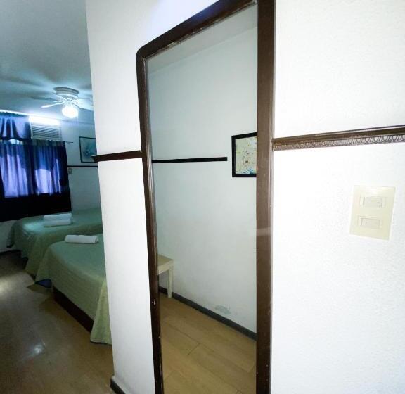 חדר סטנדרט לארבעה, Trevi