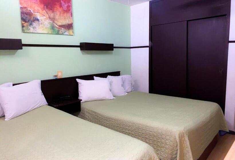 חדר סטנדרט לארבעה, Trevi