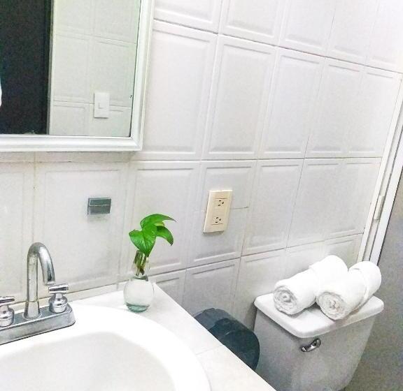 חדר סטנדרט לארבעה, Trevi