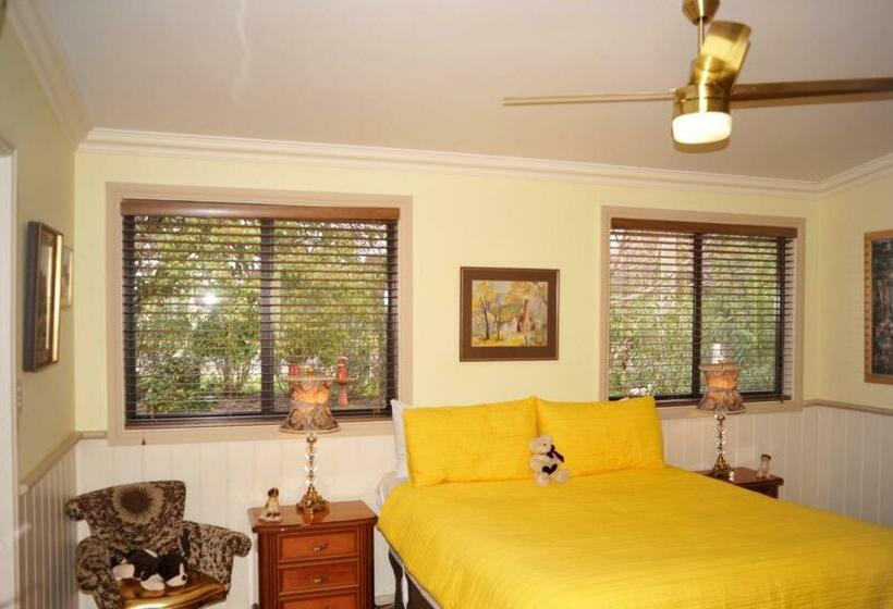 스위트, Must Love Dogs B&b & Self Contained Cottage