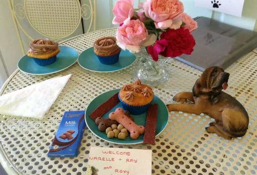 スイート, Must Love Dogs B&b & Self Contained Cottage