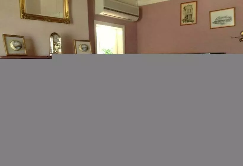 デラックススイート, Must Love Dogs B&b & Self Contained Cottage