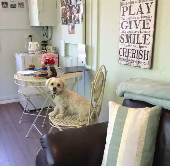 スイート, Must Love Dogs B&b & Self Contained Cottage