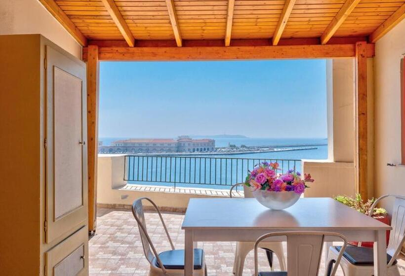 Triple Room Sea View, Boutique Florence