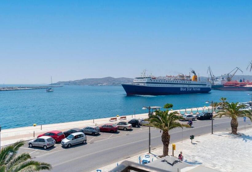 اتاق استاندارد چهار تخته با چشمانداز دریا, Boutique Florence