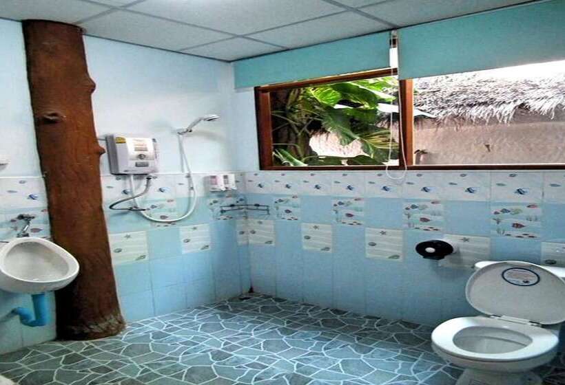 コンフォートトリプルルーム, Dd Hut Koh Tao