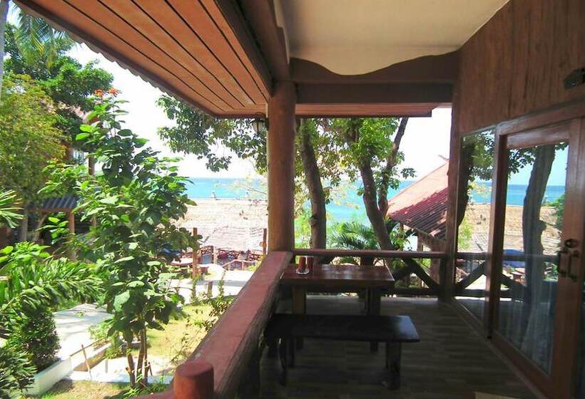 コンフォートトリプルルーム, Dd Hut Koh Tao