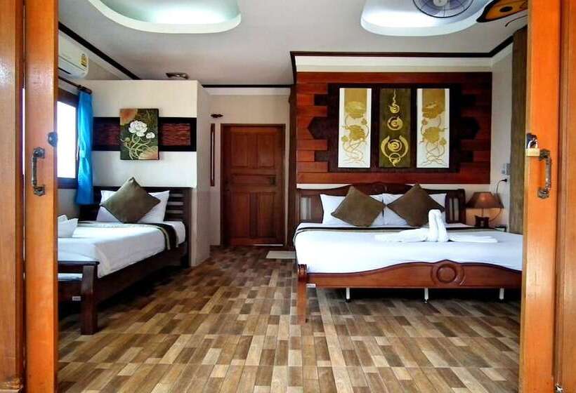 コンフォートトリプルルーム, Dd Hut Koh Tao