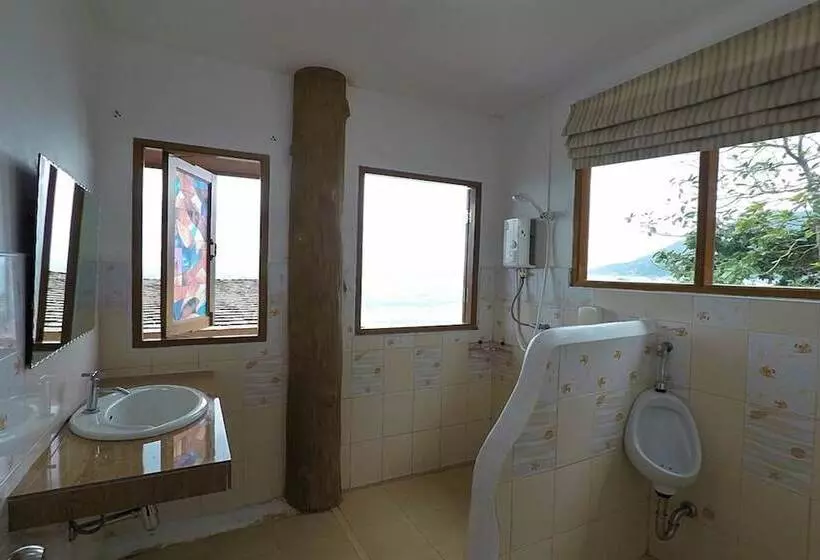 景色の見えるスタンダード４人部屋, Dd Hut Koh Tao