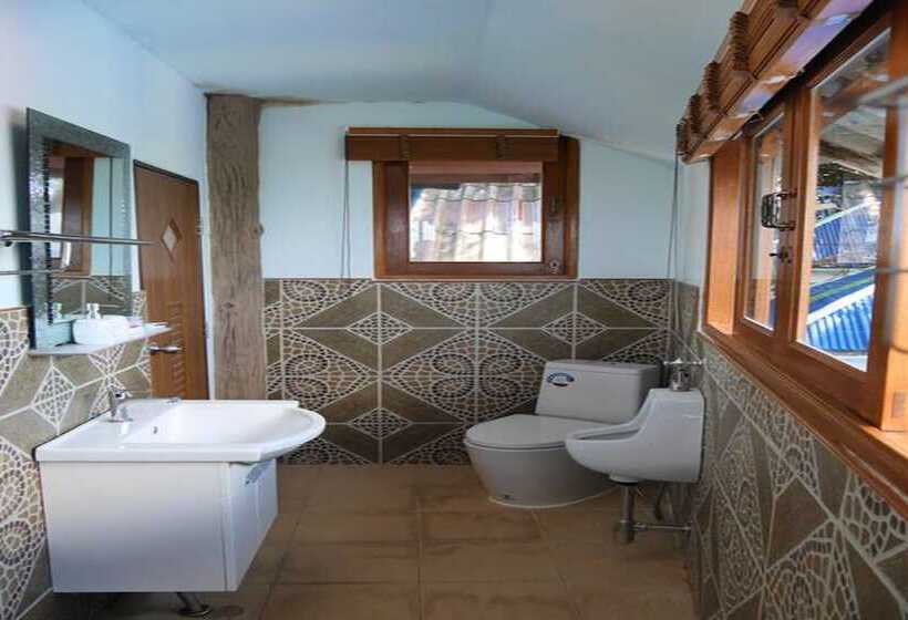 デラックスバンガロー, Dd Hut Koh Tao