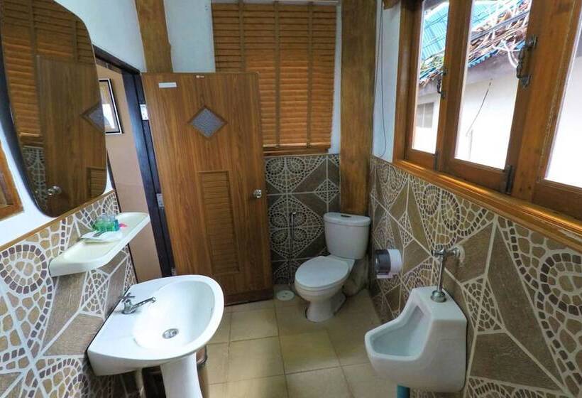 デラックスバンガロー, Dd Hut Koh Tao