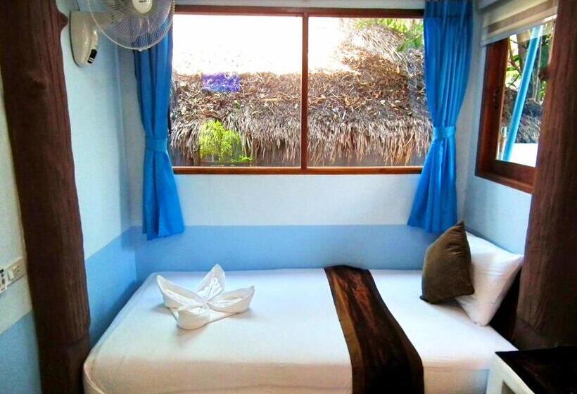 コンフォートトリプルルーム, Dd Hut Koh Tao