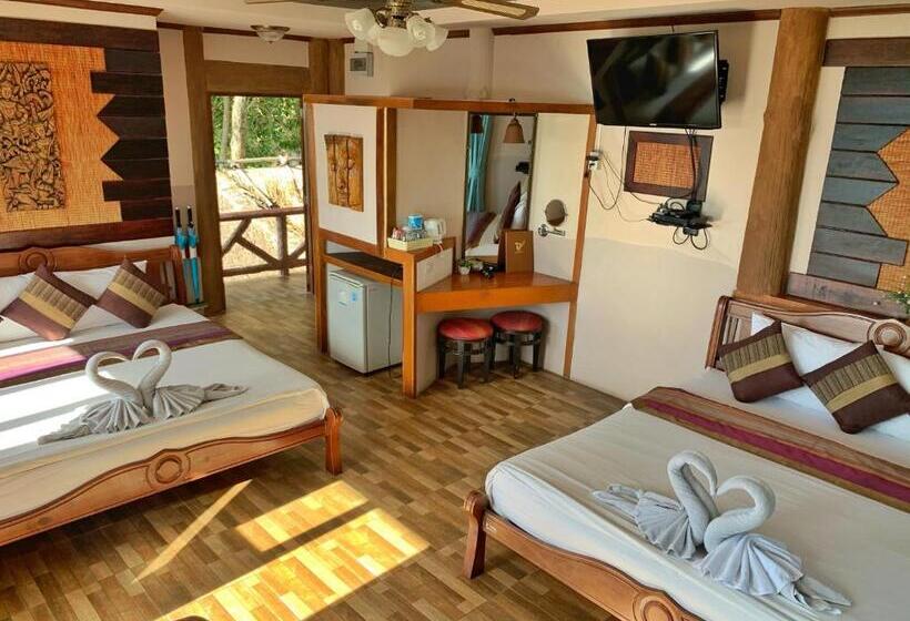 景色の見えるスタンダード4人部屋, Dd Hut Koh Tao