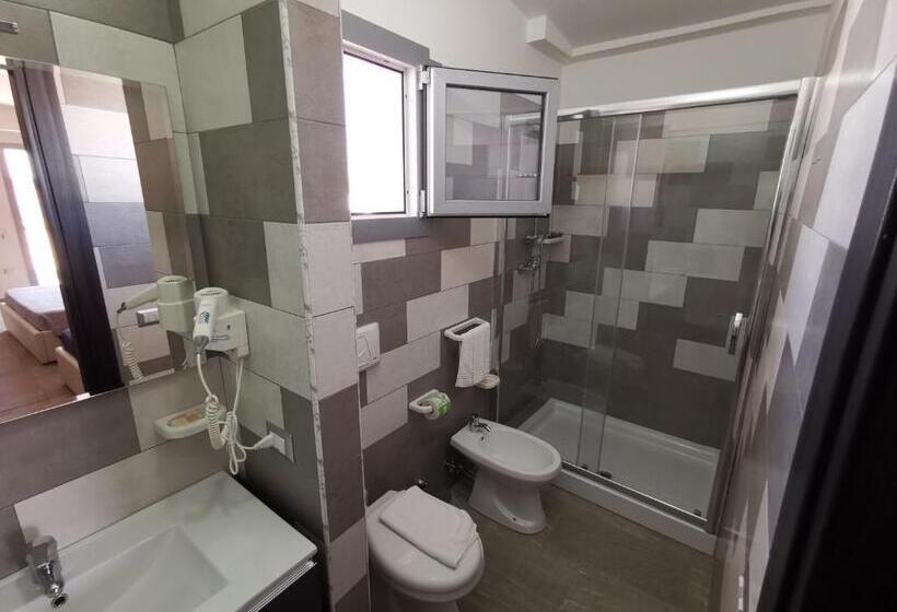 Номер Стандарт Трехместный, Samanà Bed