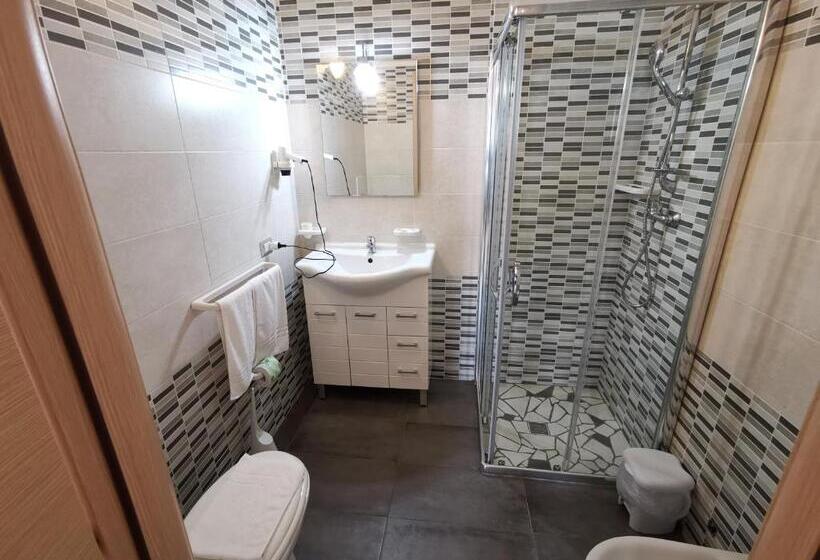 Номер Стандарт Трехместный, Samanà Bed