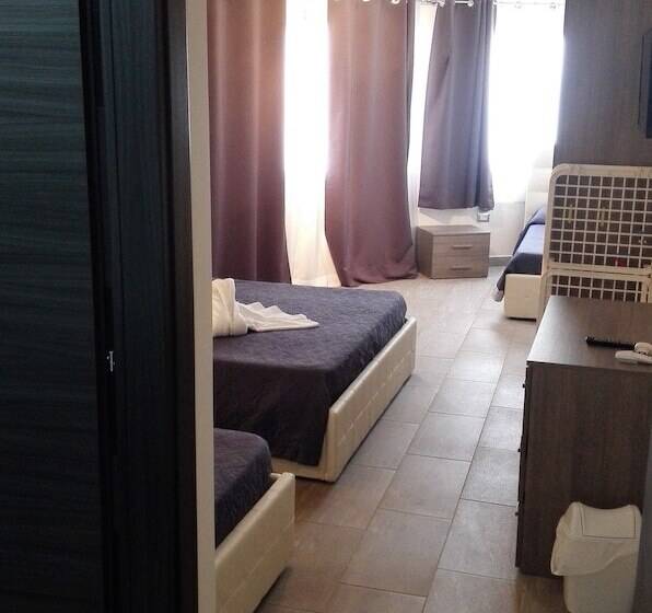 Номер Стандарт Трехместный, Samanà Bed