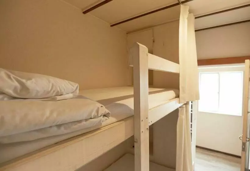 エコノミールーム, 328 Hostel & Lounge