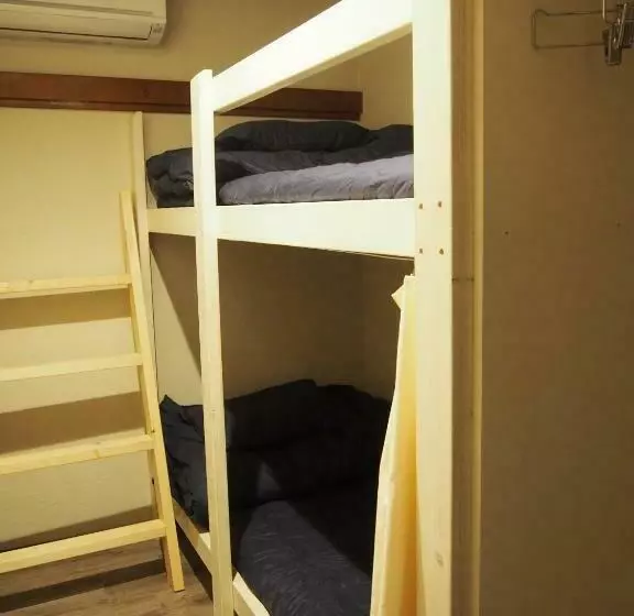 エコノミールーム, 328 Hostel & Lounge