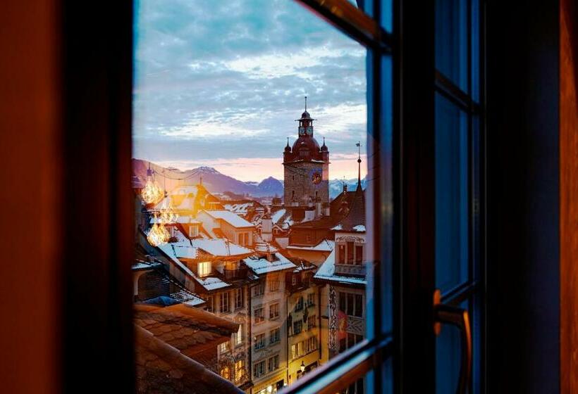 اتاق استاندارد, Apart Adler