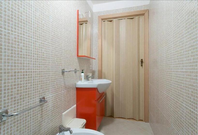 اتاق سوپریور با چشم‌انداز شهر, Bed And Breakfast Casa Mariella