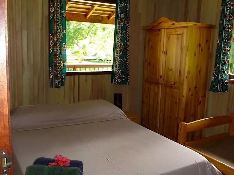 اتاق استاندارد, Moorea Surf Inn