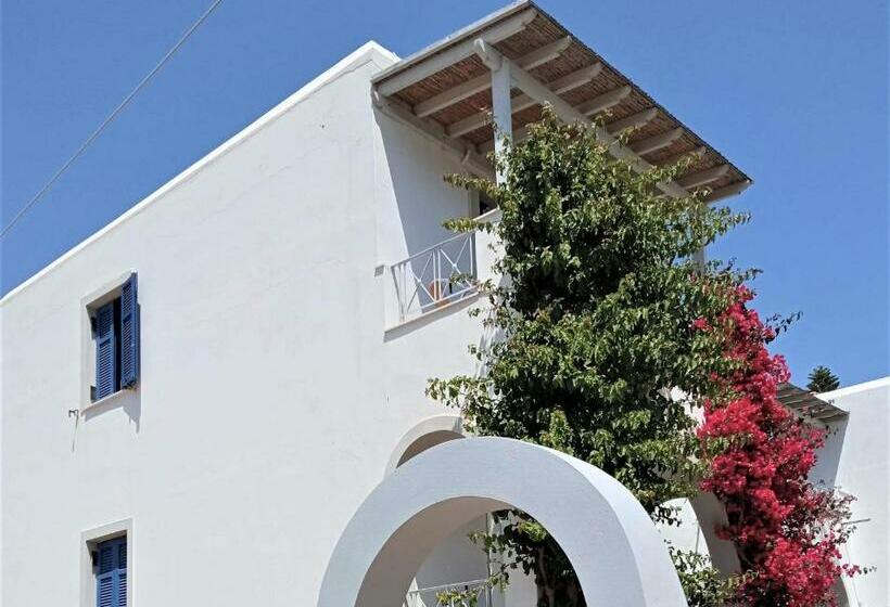 جناح عائلي, Allegria Family