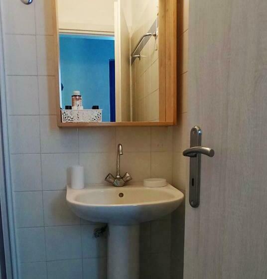 جناح عائلي, Allegria Family