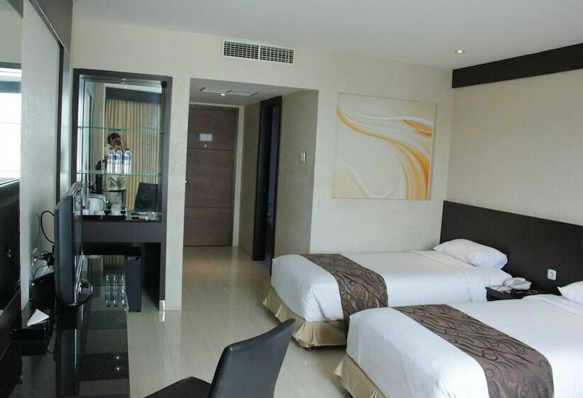 Номер Deluxe, Aria Gajayana