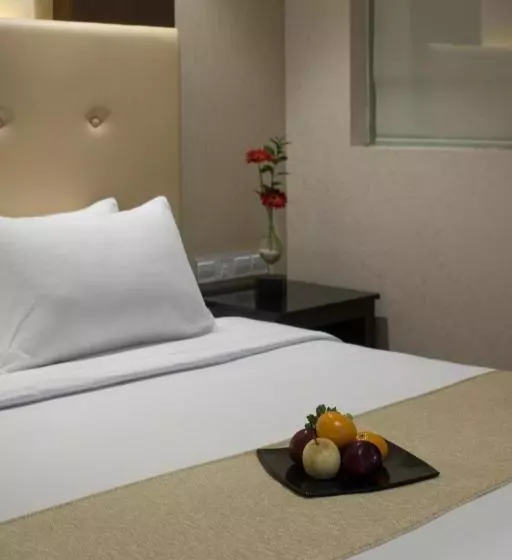 Suite, Aria Gajayana