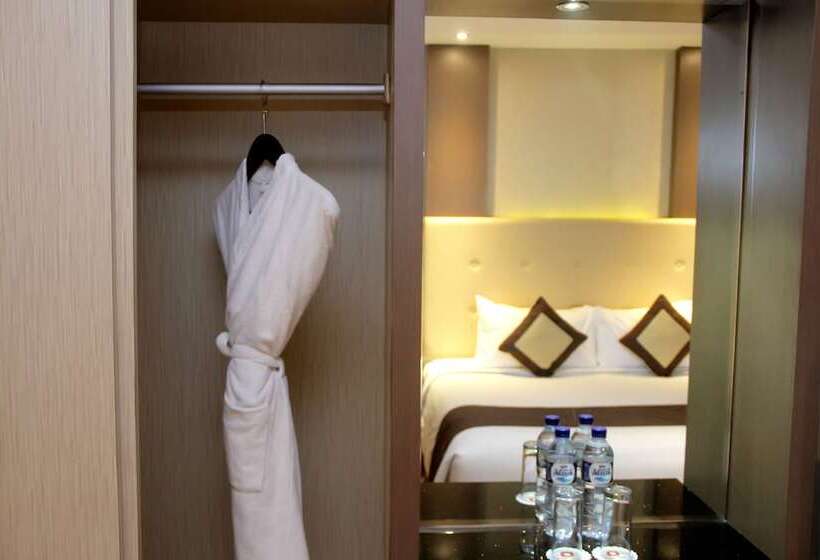 スイート, Aria Gajayana