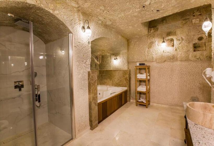 Sviitti King-vuode, Imperial Cave Suites & Spa