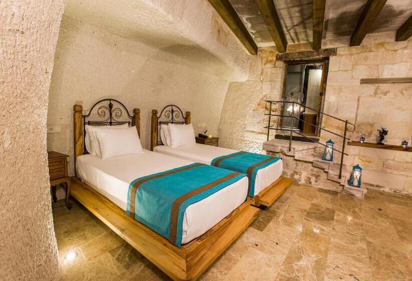 سوئیت راحتی, Imperial Cave Suites & Spa