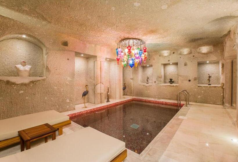 سوییت, Imperial Cave Suites & Spa