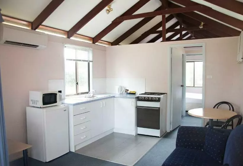 キャビン, Nepean Shores By Gateway Lifestyle Holiday Parks