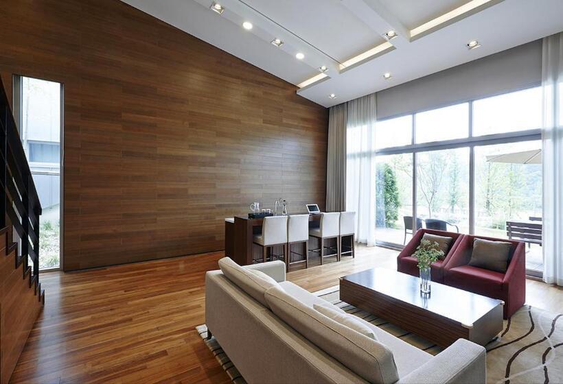 Вилла 1 Спальня, The Suites Hotel Namwon