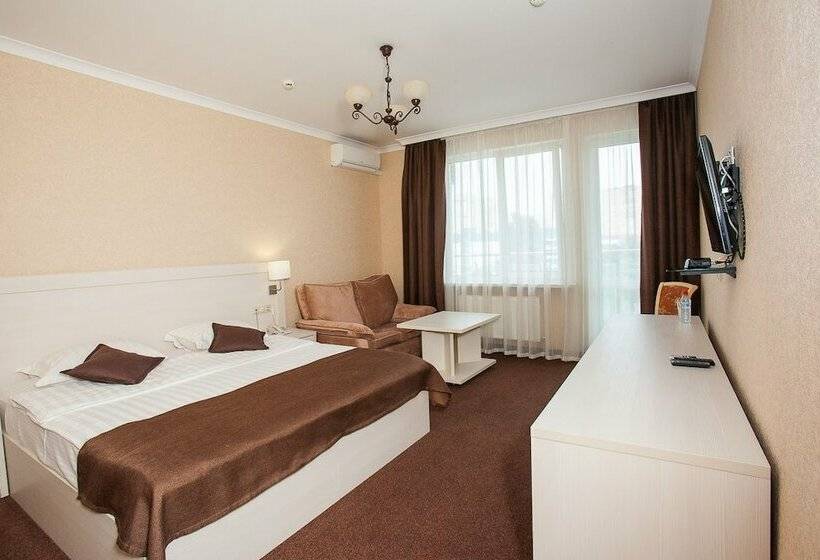 اتاق کلاس بیزنس, Triumph