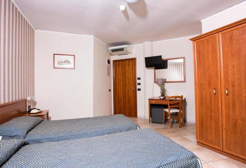 غرفة قياسية, Villa Serena