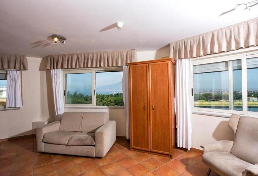 غرفة كلاسيكية رباعية, Villa Serena