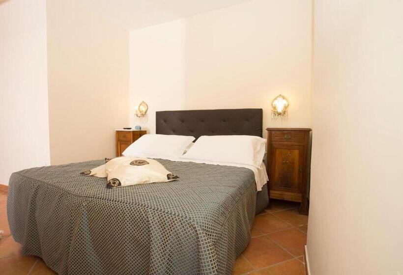 غرفة أساسية ثلاثية, Villa Serena