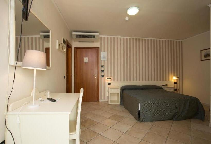 غرفة قياسية, Villa Serena