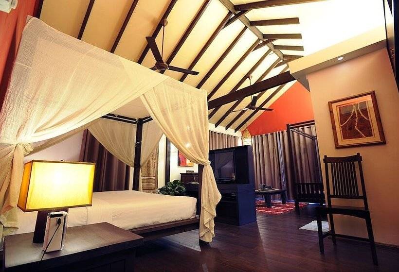 スタンダードルーム, The Village House