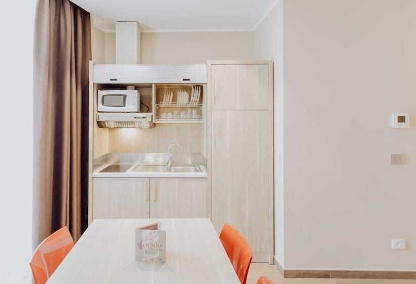 דירה קלאסית חדר שינה אחד, Privilege Apartments