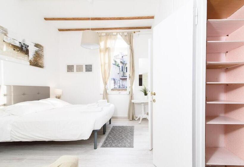דירה בת חדר שינה 1 עם מרפסת, White Terrace Apartment Navona