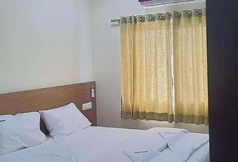 اتاق لوکس, Fabhotel Karthikeya Residency 900m From Tirupati Bus Stand