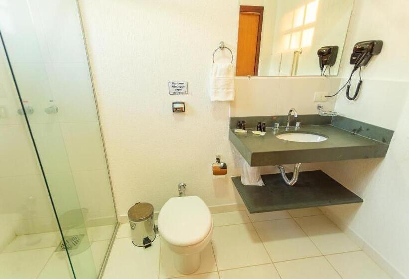 标准间, Imperium Village