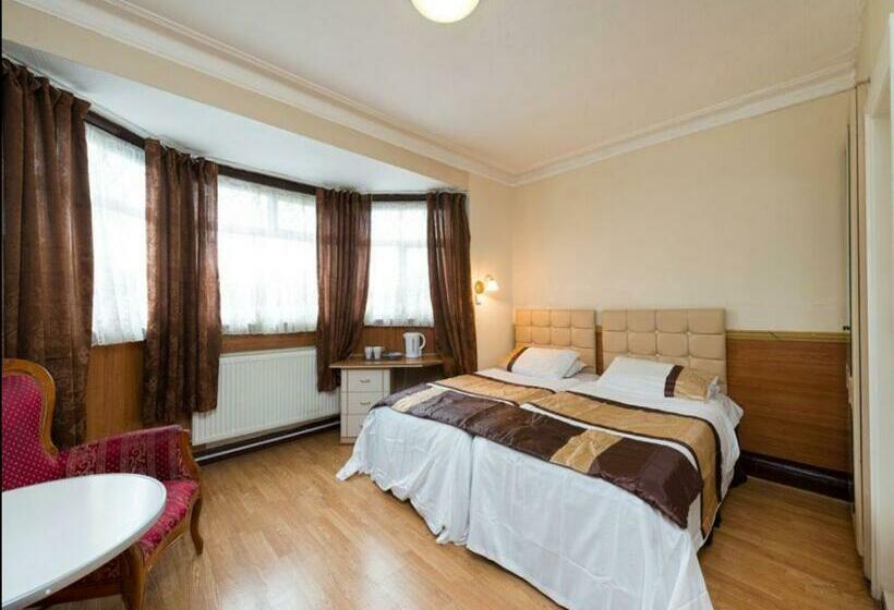 اتاق استاندارد سه نفره, Golders Green